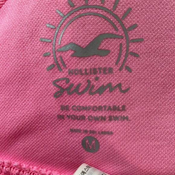 Hollister | Ribbed Scoop Bikini Top - Picture 6 of 9